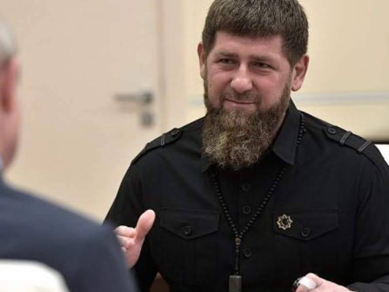 Кадыров временно сложил с себя полномочия главы Чечни