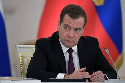 Китай оценил работу Медведева на посту премьер-министра