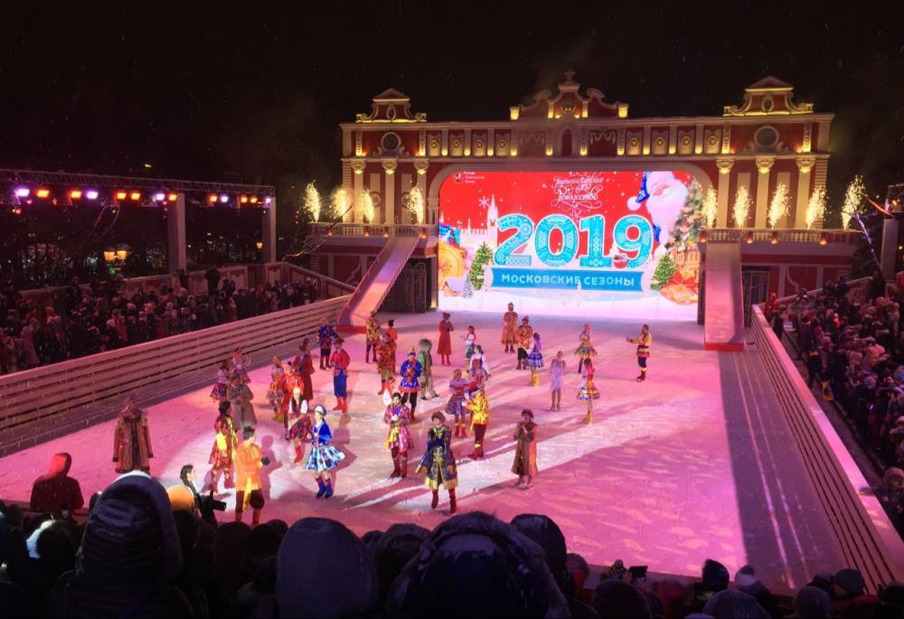 Ледовые шоу со звездами балета будут идти в Москве до конца января