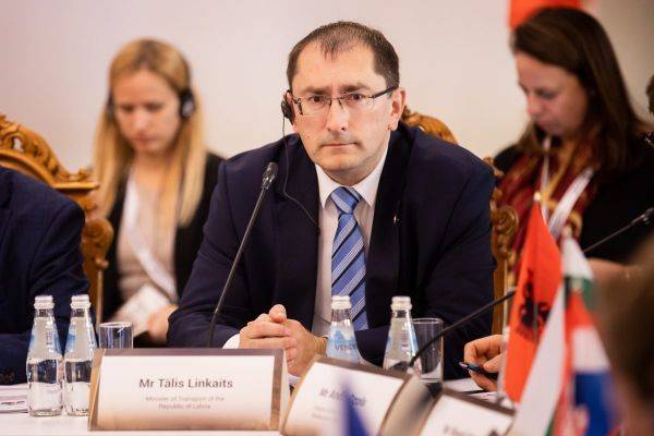 Латвийский министр: готовимся к прекращению транзита энергетики из России