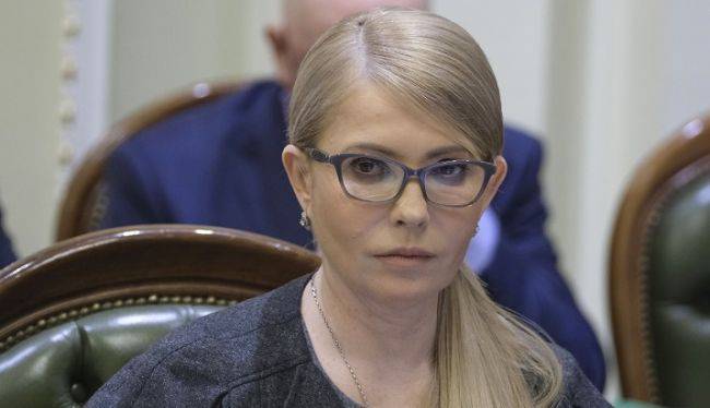 Тимошенко призвала Зеленского и Гончарука сложить полномочия после скандала