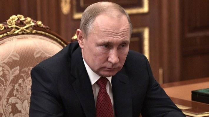 Путин заявил, что формулировки поправок в Конституцию должны быть отточенные