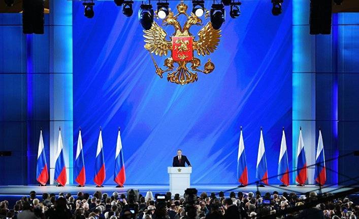 Гуаньча (Китай): премьер-министр России Дмитрий Медведев объявил об отставке правительства