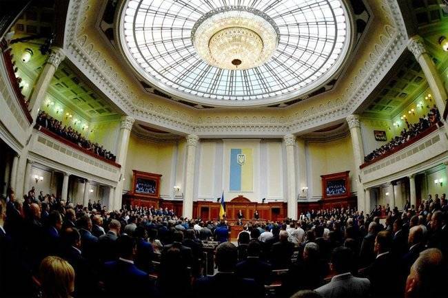 С новым законом об образовании русских на Украине не останется – Холмогоров