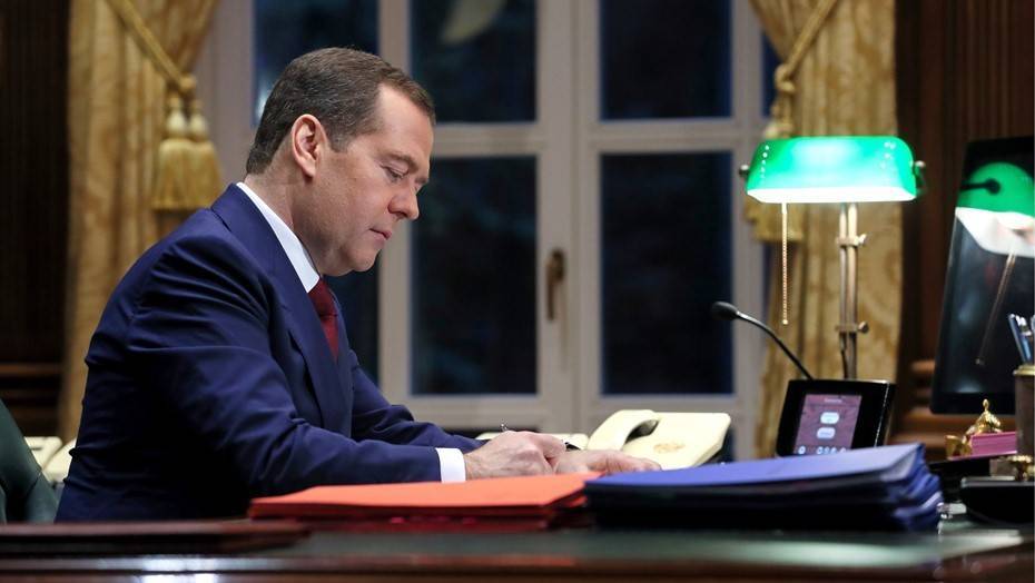 Медведев пожелал успеха новому правительству