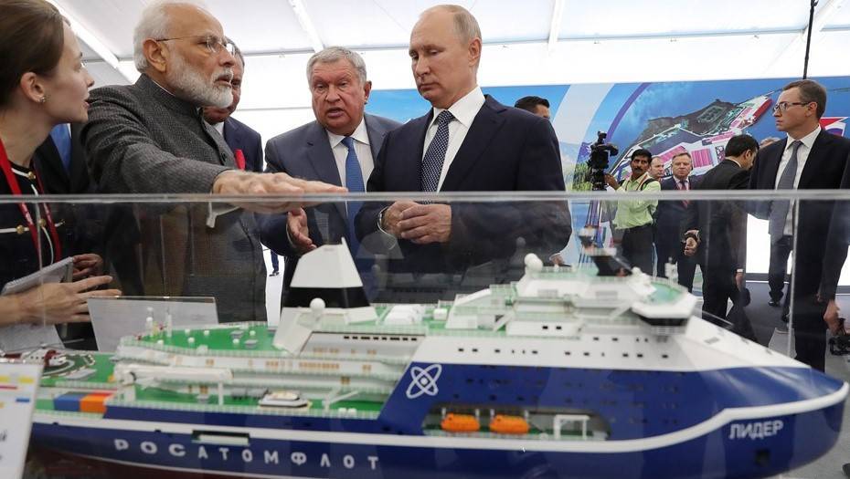 Правительство РФ выделит 127 млрд рублей на строительство ледокола "Лидер"