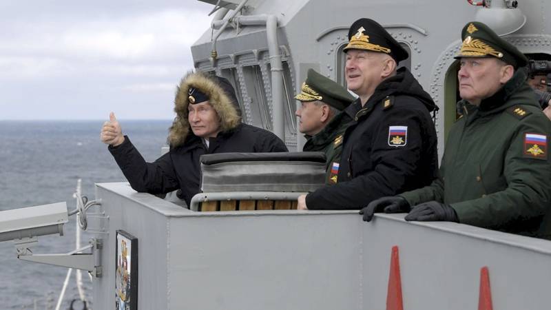 Путин собирается навсегда переехать в Крым – Чубаров