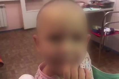 Россиянин обрил наголо шестилетнюю дочь, связал и избил ее палкой