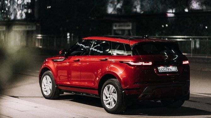 Range Rover Evoque от 2 521 000 рублей в «АВИЛОН»