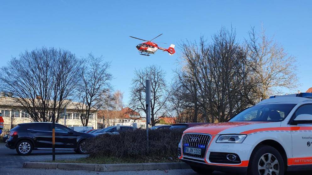 В Баден-Вюртемберге мужчина напал с ножом на сотрудницу центра занятости