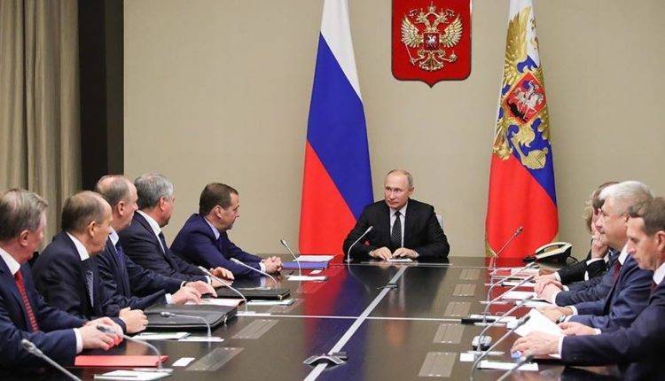 Путин включил Мишустина в состав Совбеза России на постоянной основе