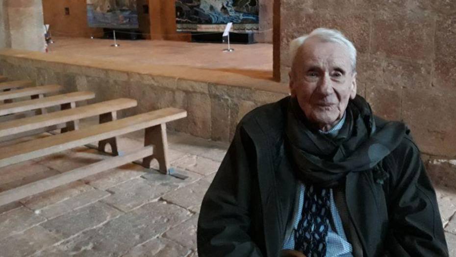 Сын автора "Властелина колец" умер после экстренной госпитализации во Франции