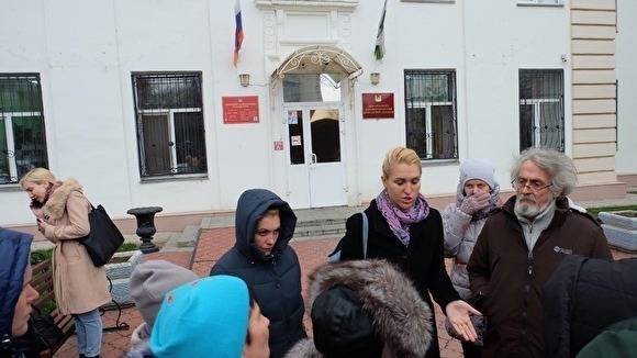 Суд отказался признавать незаконным увольнение сотрудников Чернавского диспансера