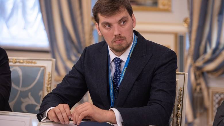 Украинский премьер-министр подал в отставку