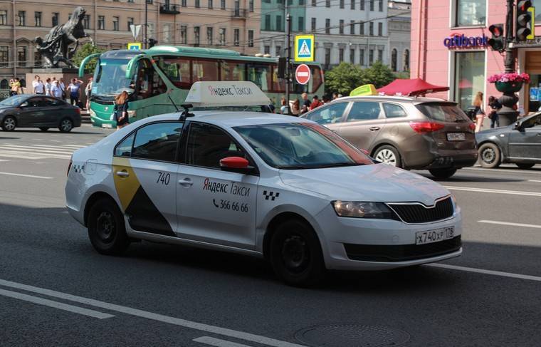 «Яндекс» запустил предзаказ такси в Москве и ещё шести городах