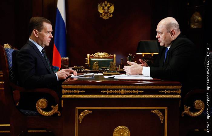 Мишустин и Медведев поговорили один на один больше часа