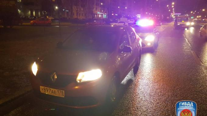 В Петербурге поймали водителя, сбившего подростка на Авиаконструкторов