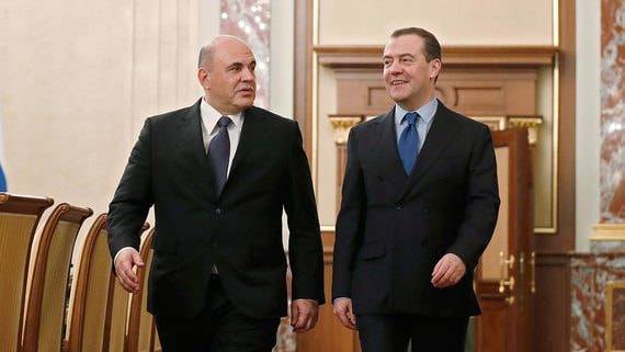 Мишустин и Медведев провели первую встречу после отставки правительства