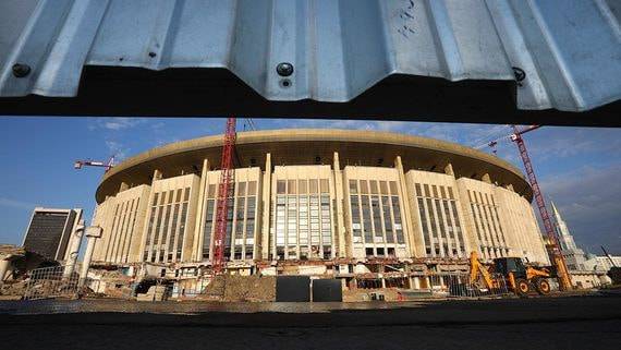 «Коммерсантъ»: Мамут откроет кинотеатр в спорткомплексе «Олимпийский»