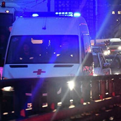 Таксист сбил трех человек на западе Москвы, двое погибли
