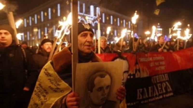 Мы, киевляне, не хотим видеть факельные шествия в честь террориста Бандеры – экс-нардеп
