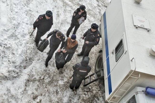 Задержаны семеро членов секты «бога Кузи», арестована заслуженная артистка РФ