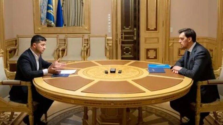 Премьер Украины оценил отказ Зеленского принять его отставку