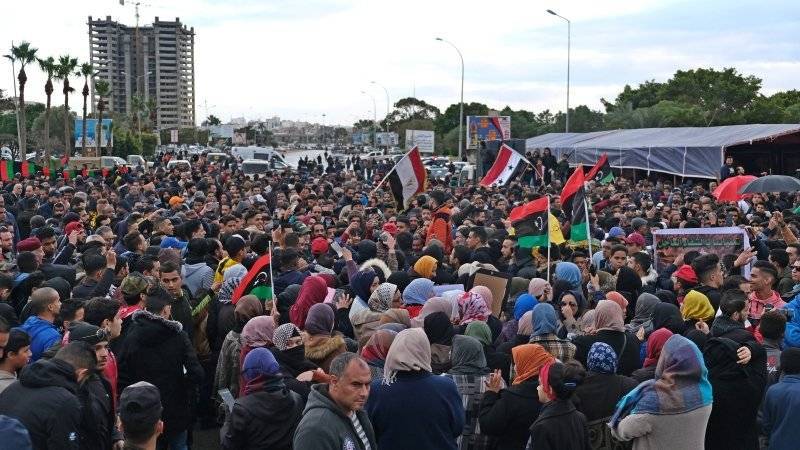 Военная поддержка Турции террористов ПНС Ливии раздражает население страны