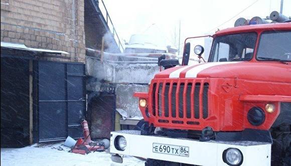 Под Сургутом на пожаре в дачном доме погибли три человека