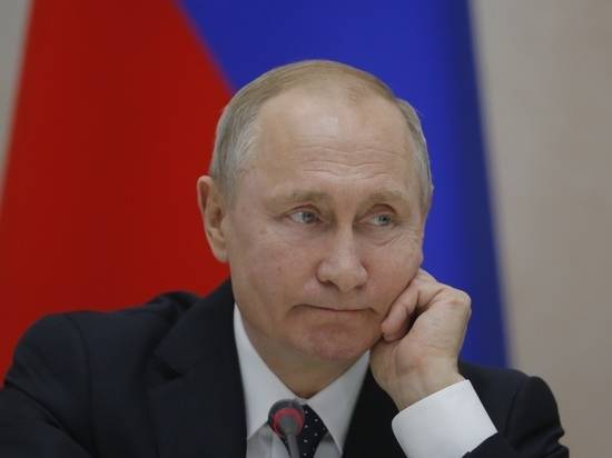 СМИ назвали способы сохранения власти у Путина после 2024 года