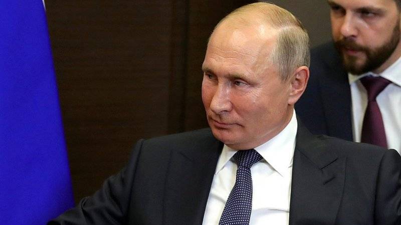 Самонкин считает, что письмо Хафтара Путину возвысило Россию над США и ФРГ