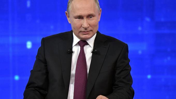 Ветеран предложил Путину снять ограничения на президентский срок