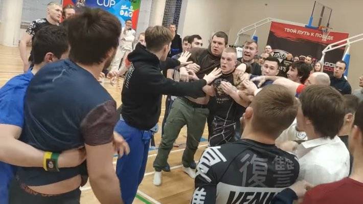 Массовой дракой закончился турнир по джиу-джитсу в Красногорске