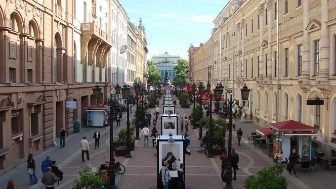 Акция памяти Маркелова и Бабуровой прошла в Петербурге в форме одиночных пикетов