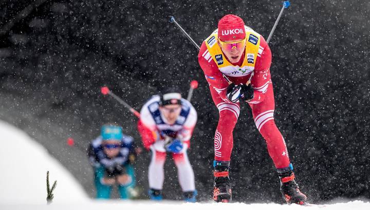 Золотой дубль Александра Большунова на этапе Кубка мира по лыжам