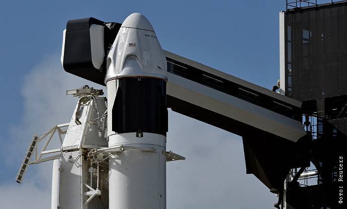 SpaceX успешно испытала систему аварийного спасения корабля Crew Dragon