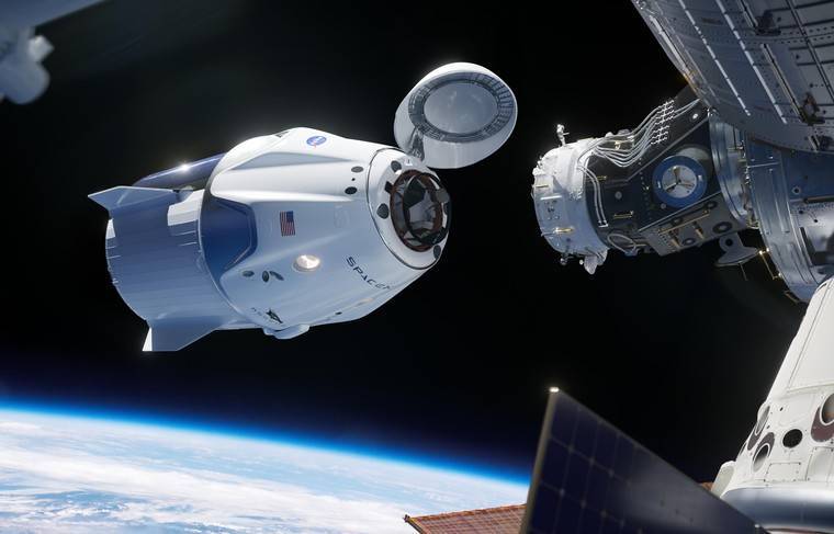 Space X запустила корабль Crew Dragon для испытаний