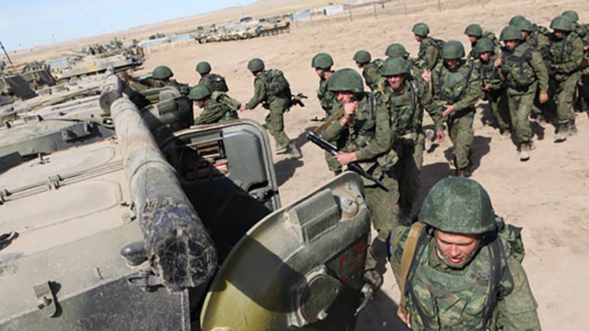 Российские военные в Таджикистане отработали прикрытие объектов базы
