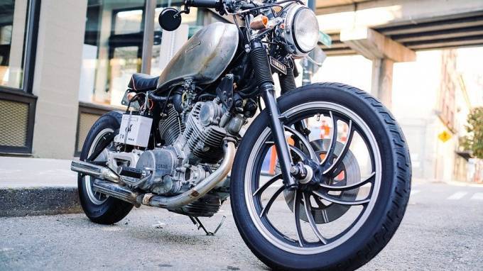 Мотоциклист без шлема погиб в ДТП на Народного ополчения
