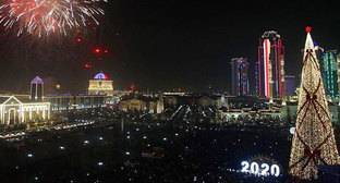 Жители Чечни рассказали о принудительной явке на массовую встречу Нового года