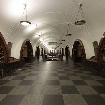 "Площадь Революции" стала самой популярной станцией метро Москвы в первые сутки 2020 года