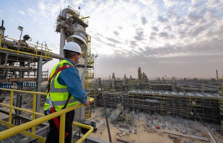 Saudi Aramco снизит цены на нефть для Европы