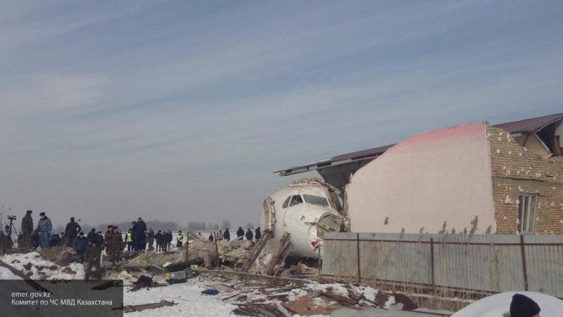 Появилось предполагаемое видео момента крушения самолета в Казахстане