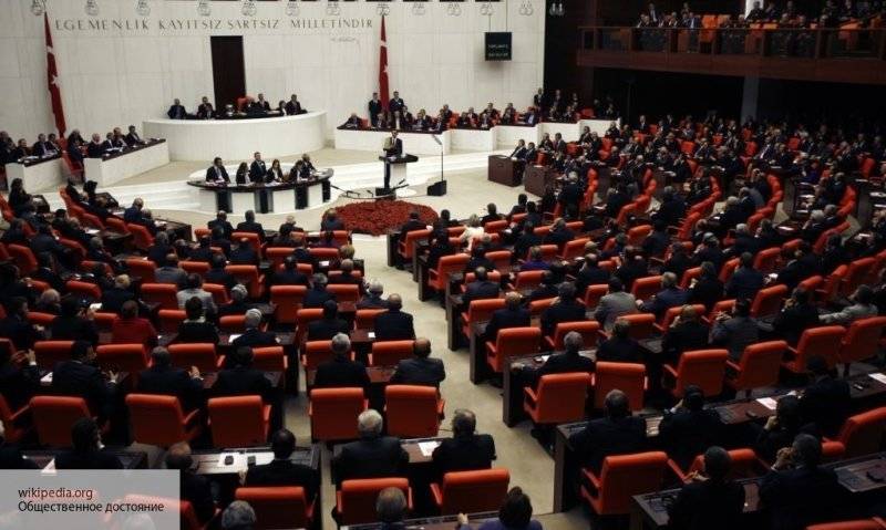 Решение турецких депутатов о военном вторжении в Ливию не было единогласным
