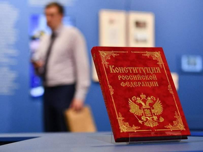 СМИ: в Кремле назвали дату голосования по поправкам в Конституцию