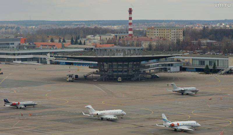 Аэропорт «Шереметьево» планирует продать 30 процентов своих акций