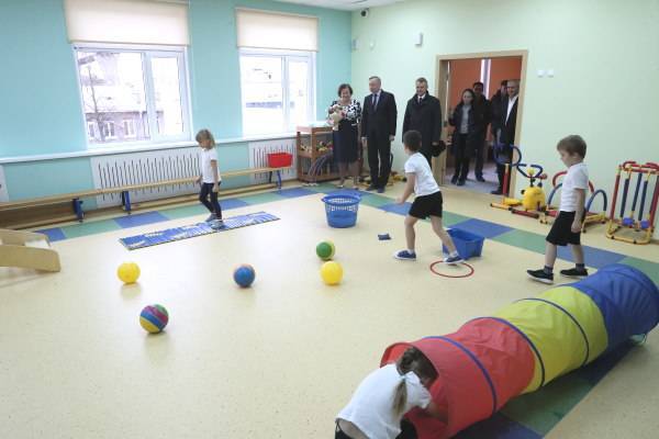 Застройщики Петербурга могут перестать платить за школы и детские сады