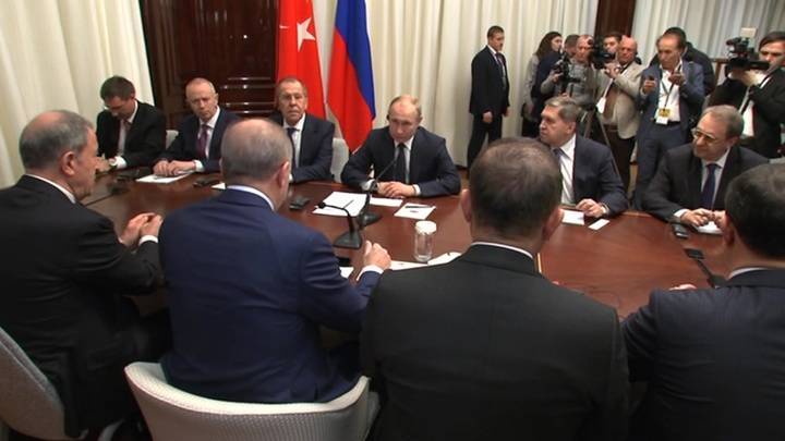 Путин проинформировал членов Совбеза об итогах конференции по Ливии