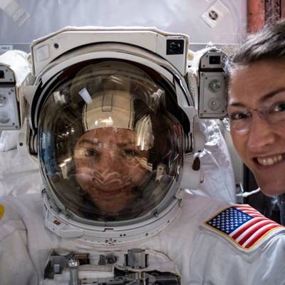 Джессика Меир - Кристина Кук - Дуэт женщин-астронавтов NASA снова выйдет в открытый космос - radiomayak.ru