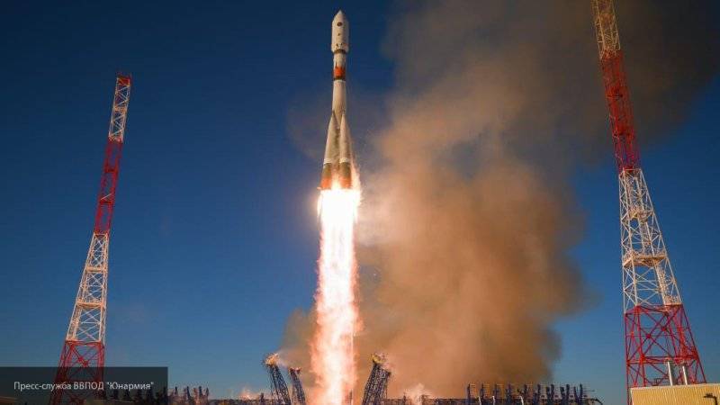 Эксперт Коротченко считает, что США продолжат пользоваться космической техникой РФ